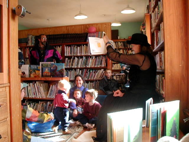 singingatthelibrary.jpg